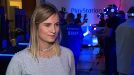 Sony rozszerza listę akcesoriów do PlayStation. Nowy karabin VR Aim ma zrewolucjonizować świat gier zręcznościowych News powiązane z kontroler celowniczy PlayStation VR Aim