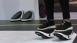IFA 2018: Elektroniczne łyżwy to nowa kategoria mobilnego transportu. Osobiste pojazdy elektryczne przyszłością miejskiej lokomocji News powiązane z hoverboard