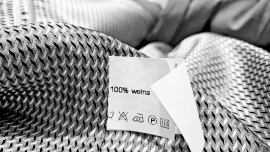 Materiał tekstylny o pamięci kształtu zrewolucjonizuje przemysł modowy. Pomoże opracować inteligentne ubrania i zmniejszyć ilość odpadów [DEPESZA] News powiązane z materiał przyszłości