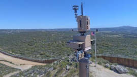 Na granicy USA z Meksykiem powstaje wirtualny mur. Zamontowane na wieżach czujniki zareagują na ruch, a sztuczna inteligencja sprawdzi zagrożenie [DEPESZA] News powiązane z inteligentny mur