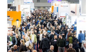 AMPER 2026: Rekordowa liczba wystawców, tłumy zwiedzających i innowacje, które kształtują przyszłość branży Biuro prasowe