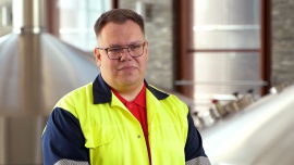 Browar w Warce stawia na innowacyjną transformację. Już 150 mln zł trafiło na automatyzację i zeroemisyjność News powiązane z emisja CO2