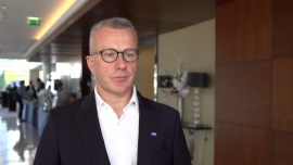 Rośnie liczba i wartość udzielonych konsumentom kredytów gotówkowych. Gorzej mają się kredyty ratalne oraz te udzielane firmom