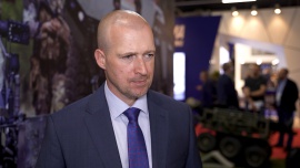 Bezzałogowe pojazdy lądowe coraz częściej wykorzystywane na polu walki. Służą już nie tylko do transportu i ewakuacji, ale też do ataków