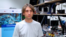 Naukowcy z Uniwersytetu Warszawskiego stworzyli nowy typ odbiornika kwantowego. Technologia ma duży potencjał zastosowania w przemyśle kosmicznym i obronności