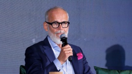 Spółki energetyczne koncentrują się na inwestycjach w stabilne sieci. Bez tego nie da się przejść na źródła odnawialne