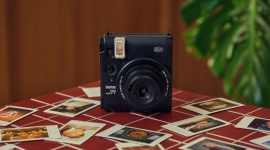 Nowy Fujifilm INSTAX MINI 99 - podkręci kolor Twoich zdjęć