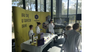 Ruszył polski, naukowy program edukacyjny dla dzieci - SmartBee Club