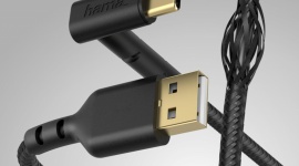 Nowość marki HAMA – kable ładujące, które podpierają smartfon podczas zasilania