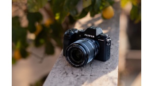 Fujifilm wprowadza bezlusterkowy aparat cyfrowy „FUJIFILM X-S20” Biuro prasowe