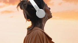Hama prezentuje najnowsze nauszne słuchawki Bluetooth Freedom Lit