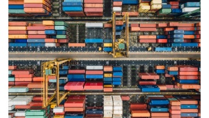 PwC: 80% światowego przemysłu dąży do modelu e-commerce Biuro prasowe