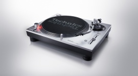 Firma Technics wzbogaca swoją linię produktów o model gramofonu: SL-1200MK7