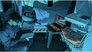 Astronaut Analog Training Center testuje kołdrę z technologią dla NASA Biuro prasowe