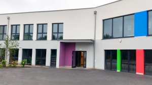 Oświatowa fundacja zbudowała w Poznaniu publiczną szkołę