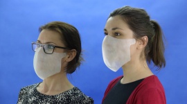 Samoprzylepna maseczka ochronna na twarz – innowacja od polskiej firmy