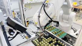 Inteligentny montaż THT - krok milowy w produkcji elektroniki