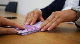 Szybka pożyczka od ręki – fikcja czy rzeczywistość? Biuro prasowe