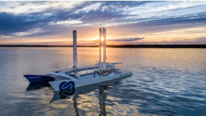 10 000 mil morskich na energii odnawialnej i ogniwach paliwowych Toyoty