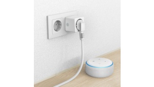 Komfortowo steruj sprzętem elektrycznym z sofy z gniazdem Wi-Fi Hama